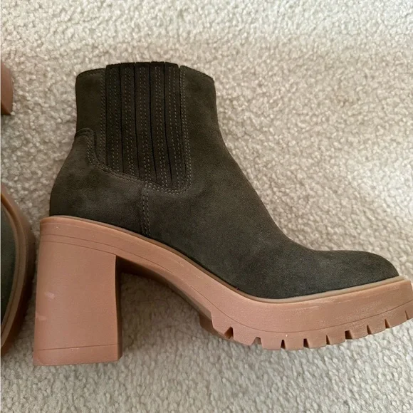 Dolce Vita Caster H2O boot - size 7 - Picture 2 of 4